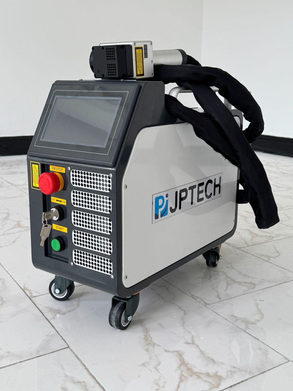 Portable Laser Rust Removal - Przenośna laserowa maszyna do czyszczenia rdzy